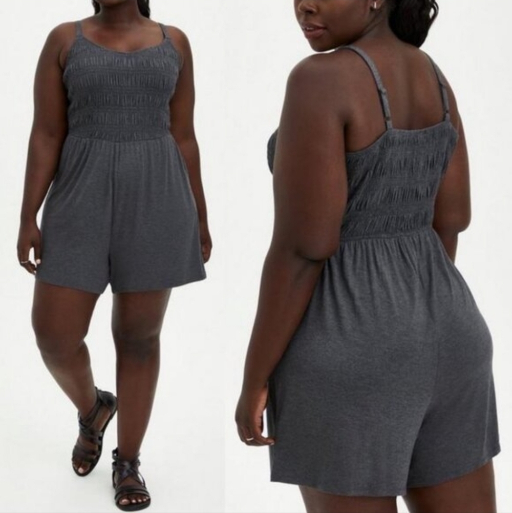Torrid Super Soft Knit Romper Grey Size 5X Smocked